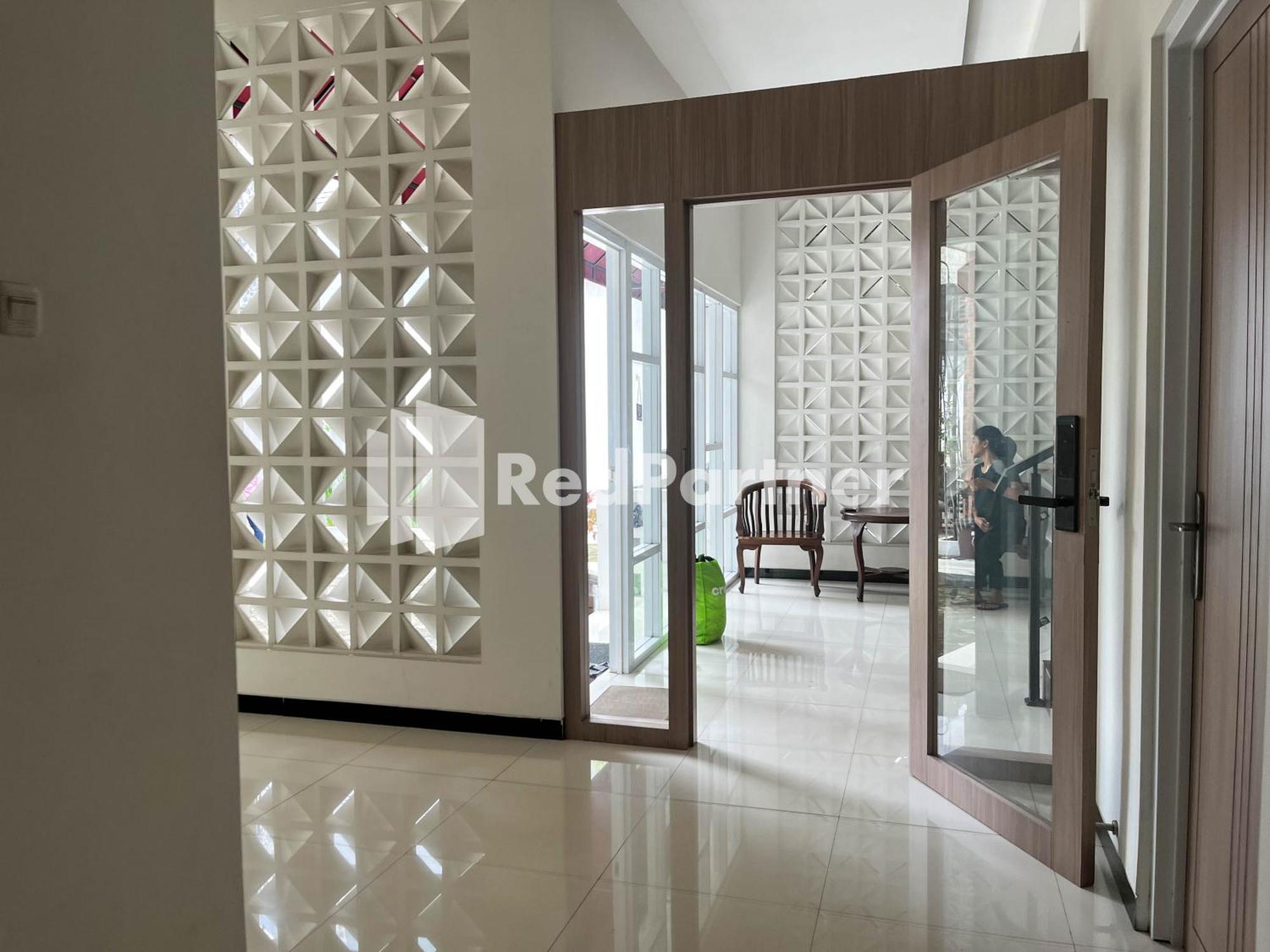 Griya Borobudur Malang Syariah Redpartner Blimbing  Exterior foto